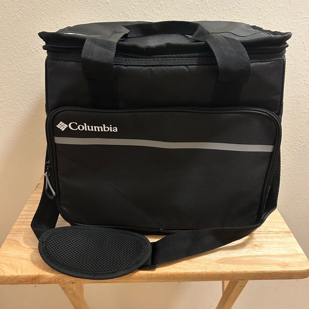 NWOT Columbia Cooler Bag